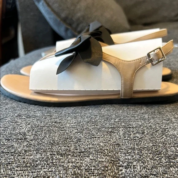 Karl Lagerfeld Leather Black Bow Women's Sandals - Picture 4 of 7